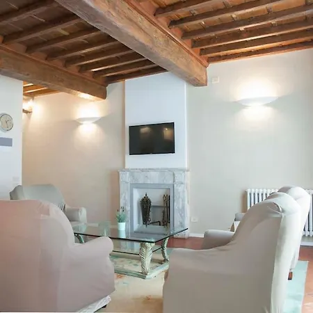 Tornabuoni Charming *