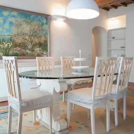 Tornabuoni Charming Apartamento Florencia