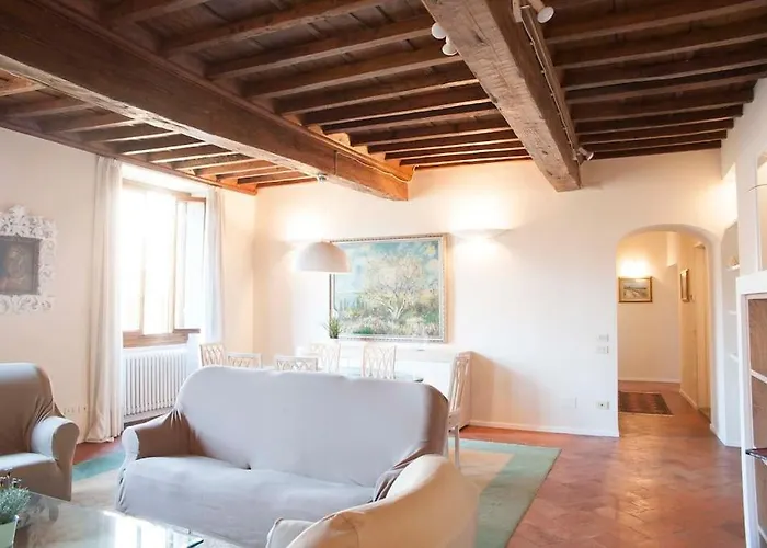 Tornabuoni Charming
