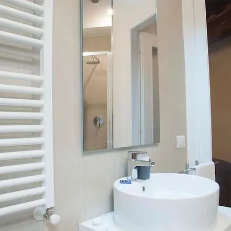 Tornabuoni Charming *