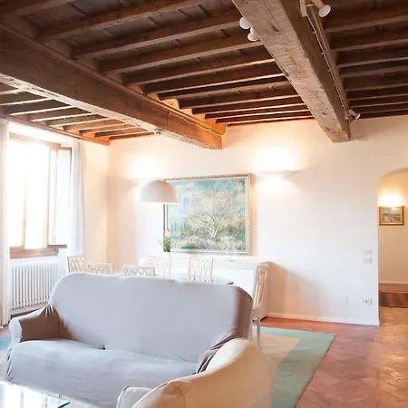 Tornabuoni Charming